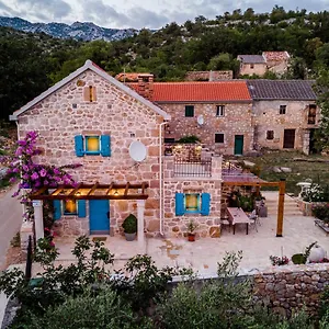 https://goranova-kua.hotelinzadar.com