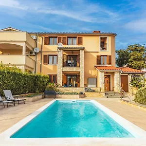 Krasa Sea View Apartmants With Pool Apartament