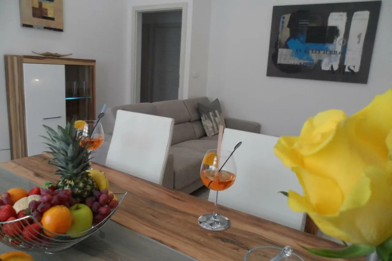 Apartment Playa Novigrad Istria