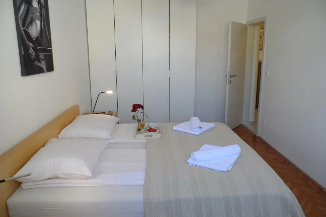 Apartment Playa Novigrad Istria